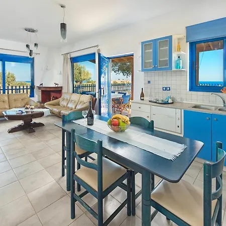 Stegna House Sea View *